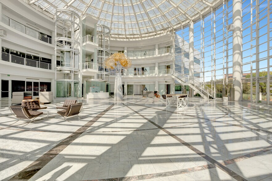 More Photos Of 5551 Katella Ave, Cypress Office For Sale