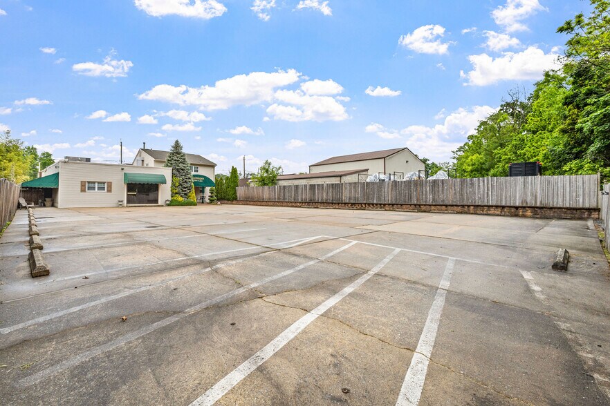 More Photos Of 1852 Chews Landing Rd, Blackwood Freestanding For Sale