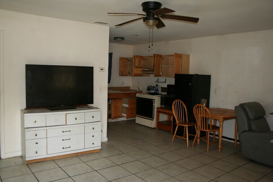 More Photos Of 12959 NE 250th Ct, Fort Mc Coy Freestanding For Sale