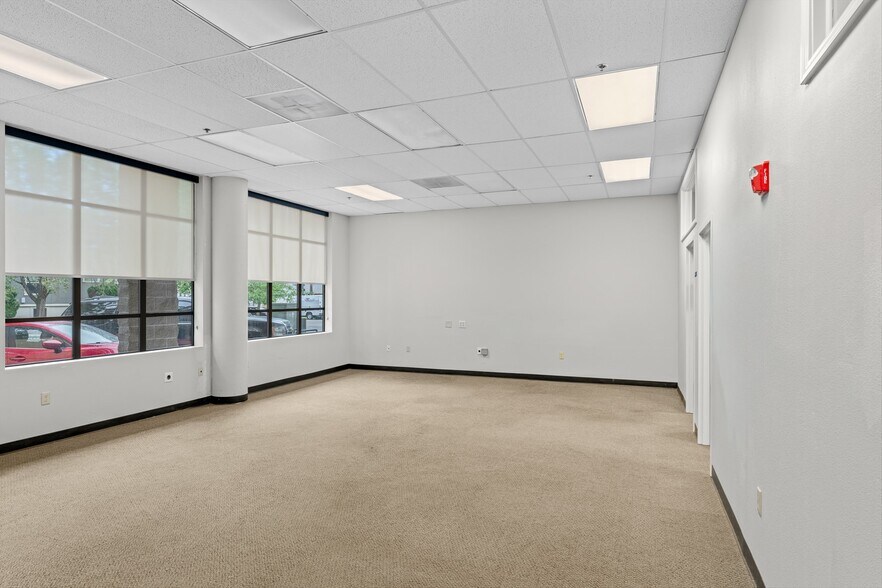 More Photos Of 2030 NE Martin Luther King Jr Blvd, Portland Office For Lease