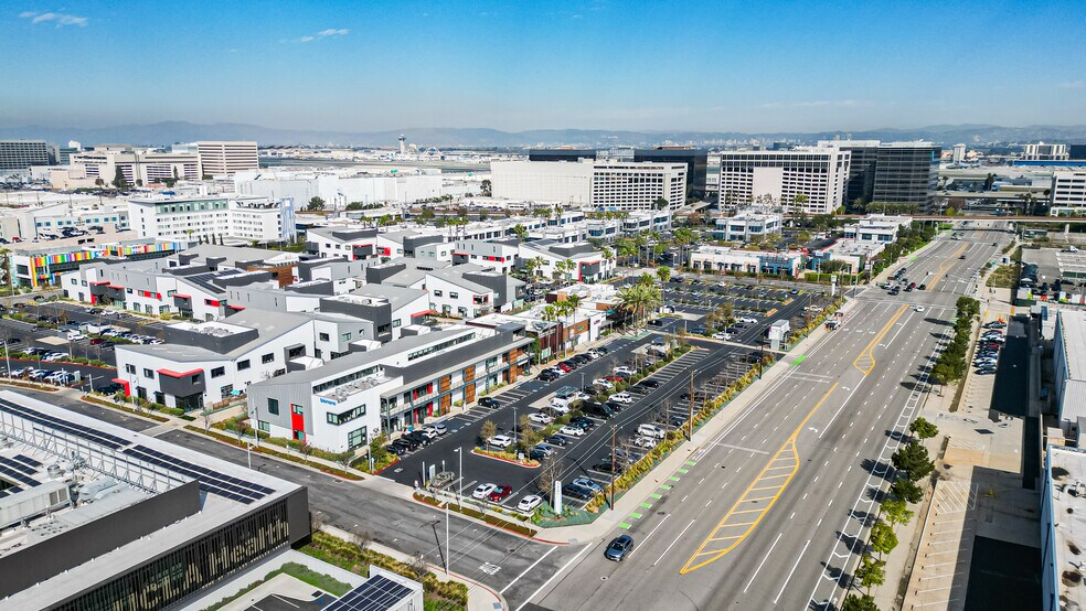 More Photos Of 701-723 N Douglas St, El Segundo Loft Creative Space For Lease