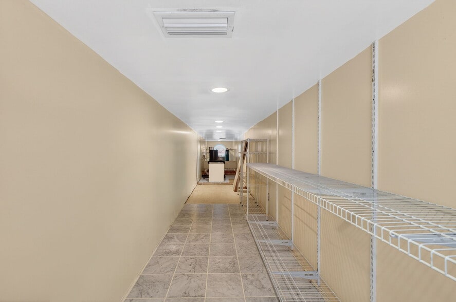 More Photos Of 197 E Church St, Deland Restaurant For Sale