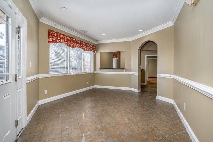 More Photos Of 4025 Capital Dr, Rocky Mount Office For Sale