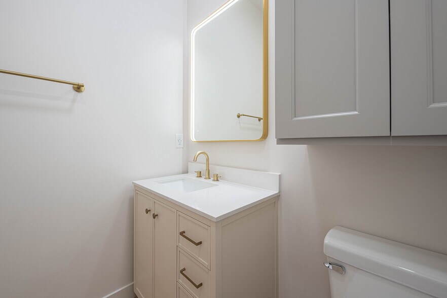 More Photos Of 987 Harcourt Ave, Seaside Multifamily For Sale