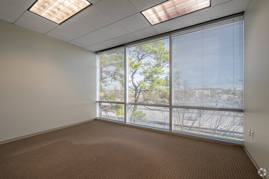 Photo of 4th Floor Ste 400