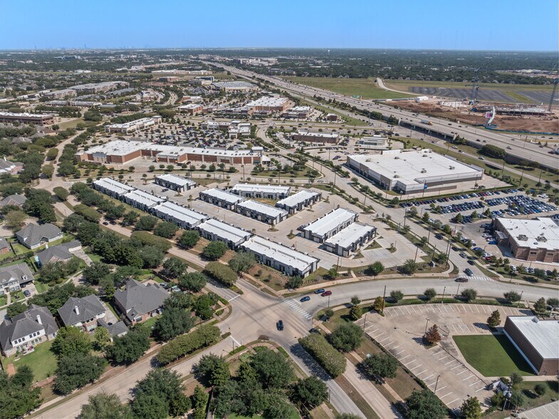 Primary Photo Of 7102 Tarrington Ave, Sugar Land Office For Lease