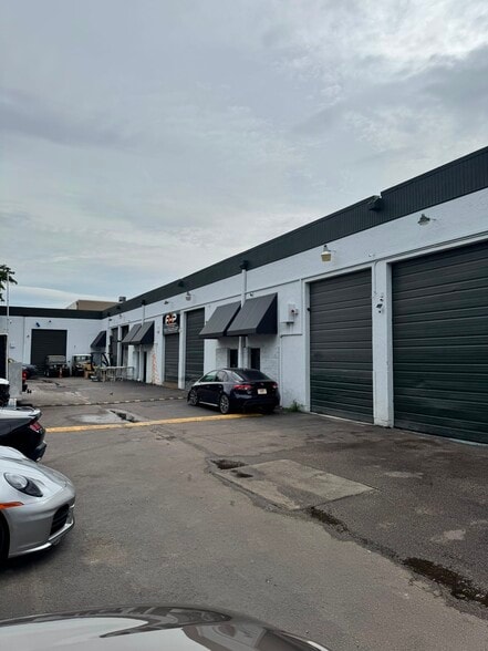 More Photos Of 6405-6447 NW 82nd Ave, Miami Warehouse For Lease