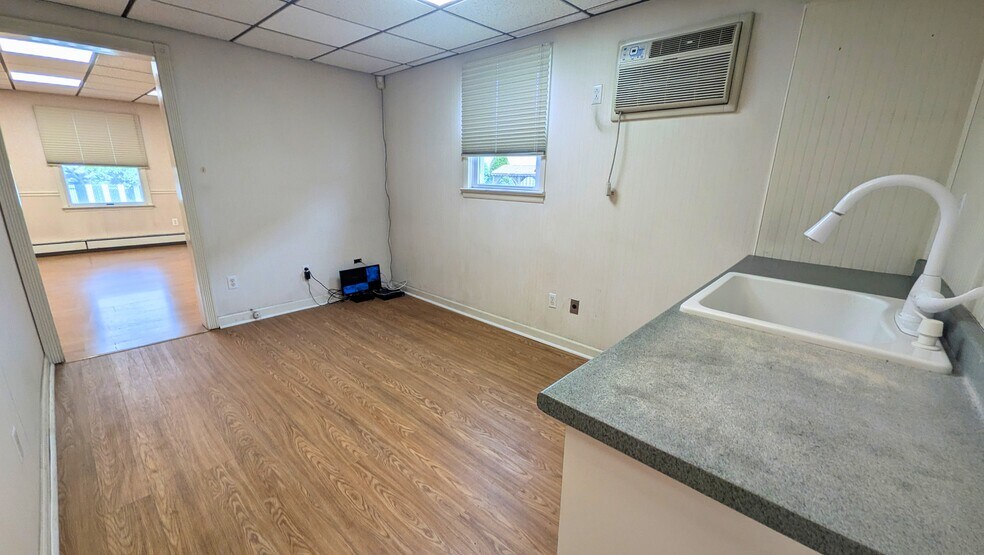 More Photos Of 245 Union St, Lodi Office For Sale