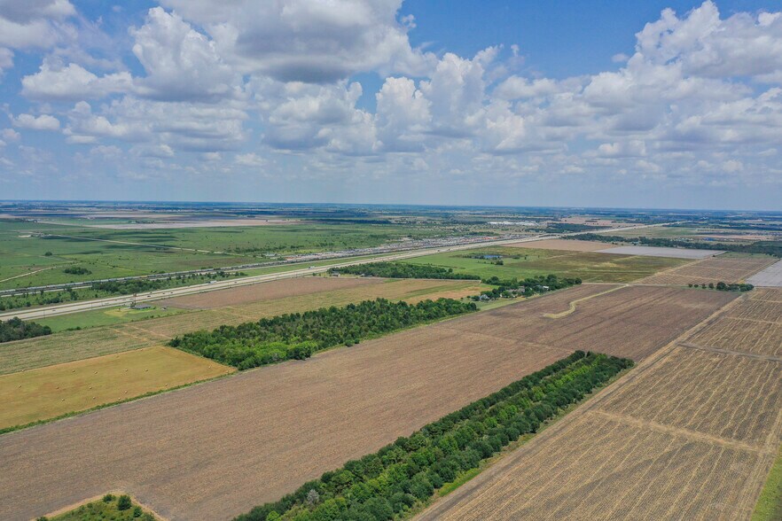 More Photos Of 1210 Darst Road, Beasley Land For Sale