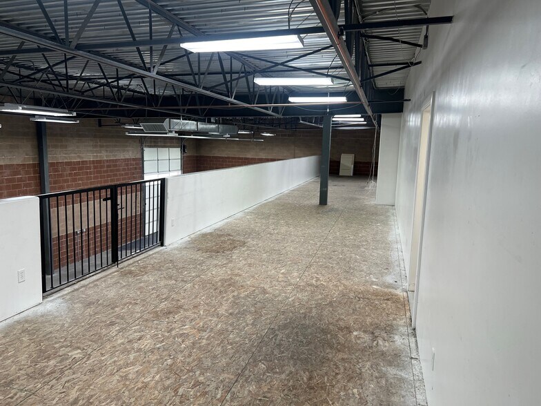 More Photos Of 1693 W American Way, Payson Warehouse For Lease