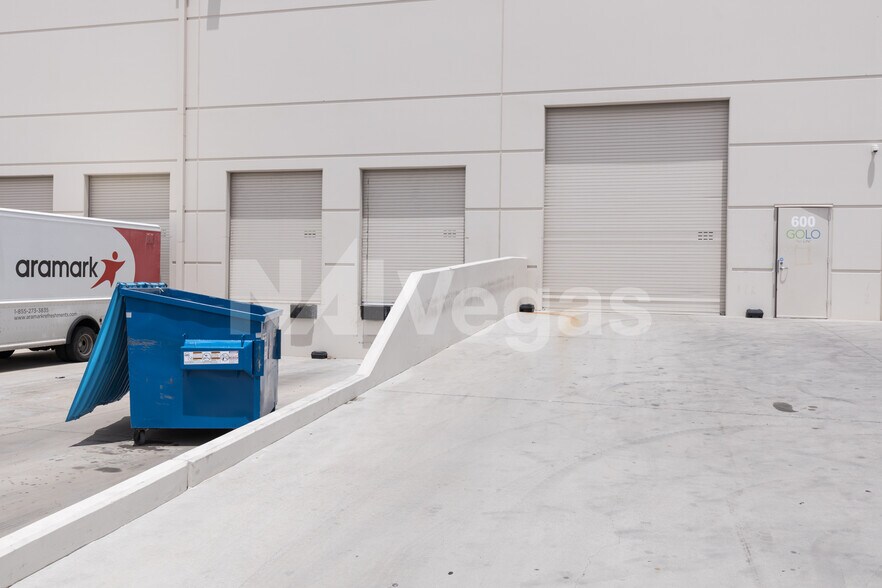 More Photos Of 1660 Helm Dr, Las Vegas Unknown For Lease