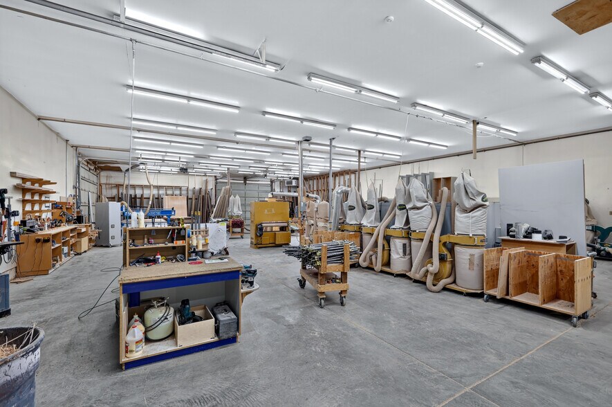 More Photos Of 1612 S Campbell St, Spokane Warehouse For Sale