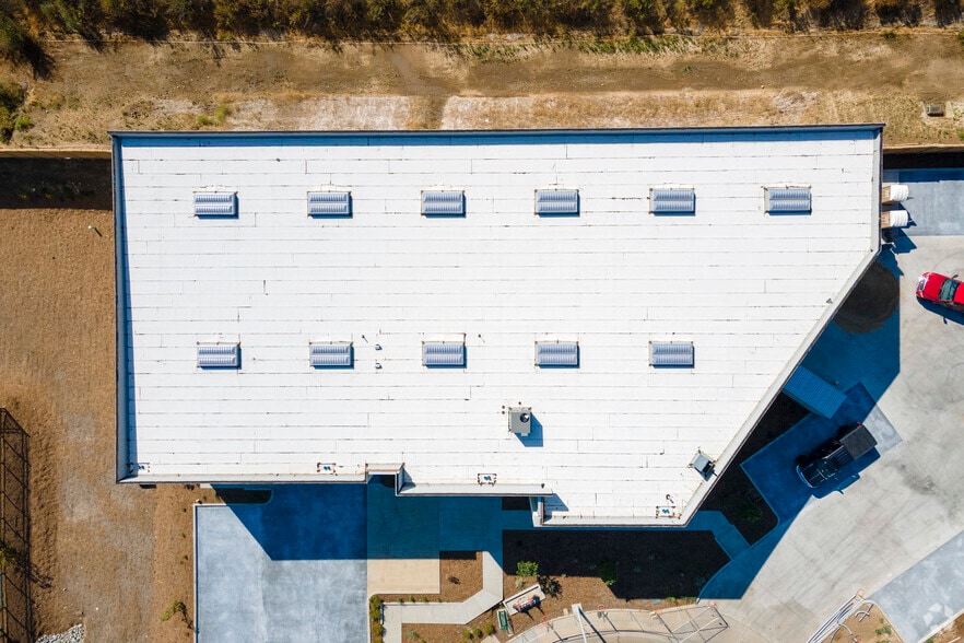 More Photos Of 10035 Marathon Pky, Lakeside Warehouse For Lease