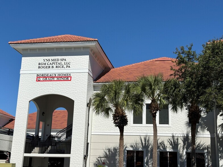 More Photos Of 9010 Strada Stell Ct, Naples Medical For Lease