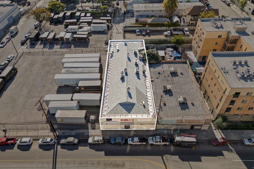 More Photos Of 1314 James M Wood Blvd, Los Angeles Warehouse For Lease