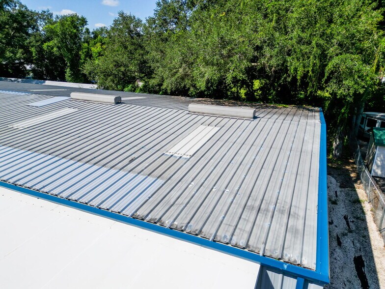 More Photos Of 112 N Mulrennan Rd, Valrico Warehouse For Sale