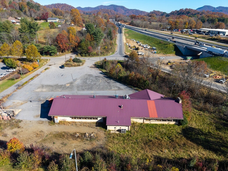 Primary Photo Of 1941 Champion Dr, Canton Restaurant For Lease