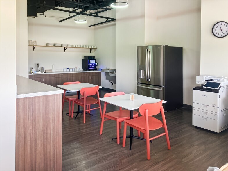 More Photos Of 500 S Main St, Burlington Coworking Space