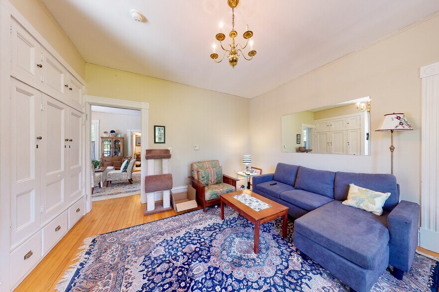 More Photos Of 40 High St, Acton Apartments For Sale