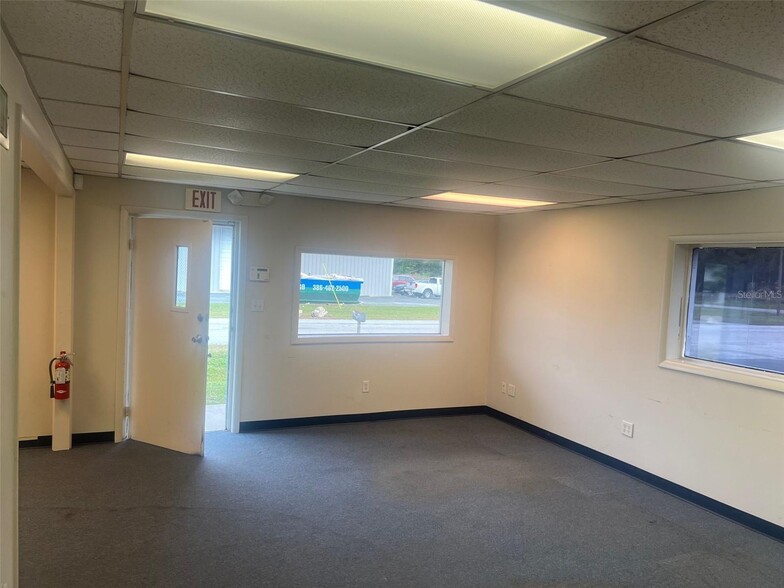 More Photos Of 3029 NE 20th Way, Gainesville Warehouse For Lease