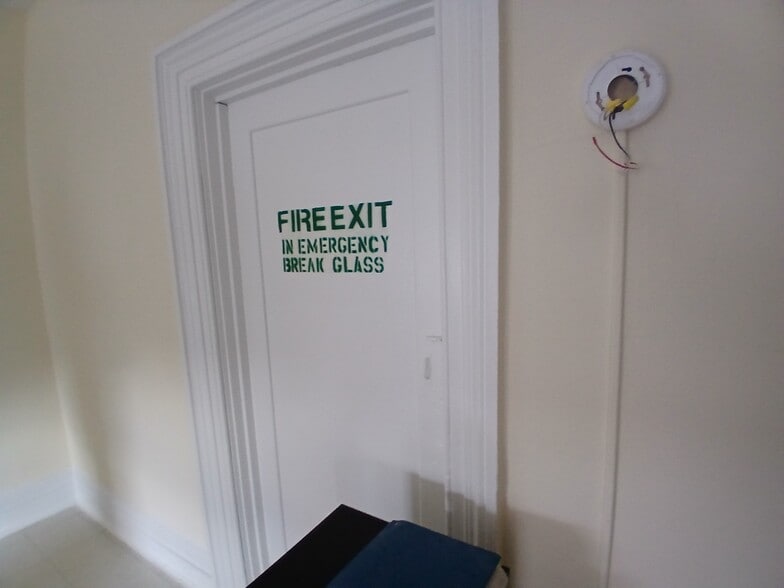 More Photos Of 2301 Maryland Ave, Baltimore Apartments For Sale