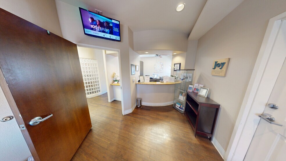 More Photos Of 2633 W Horizon Ridge Pky, Henderson Medical For Lease