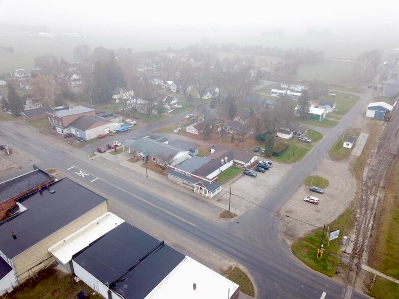 More Photos Of 125 N Newton St, Middleton Restaurant For Sale