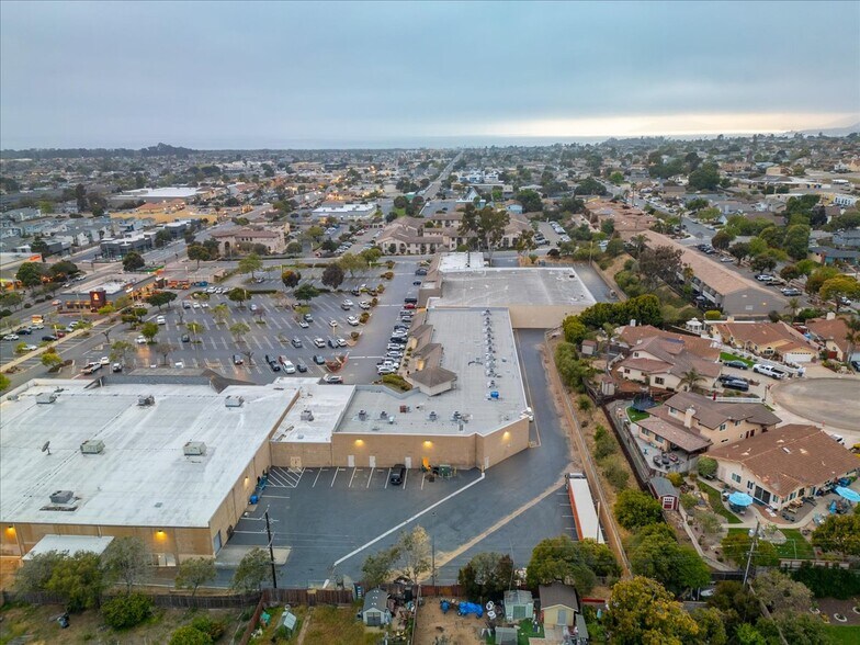 More Photos Of 1404-1460 E Grand Ave, Arroyo Grande Storefront For Sale