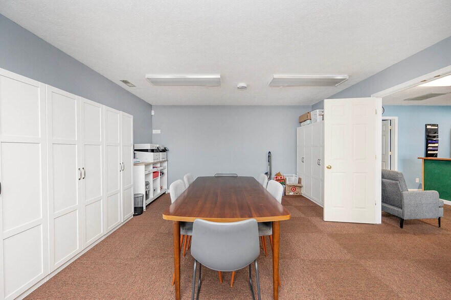 More Photos Of 180 Robert Curry Dr, Martinsville Daycare Center For Sale