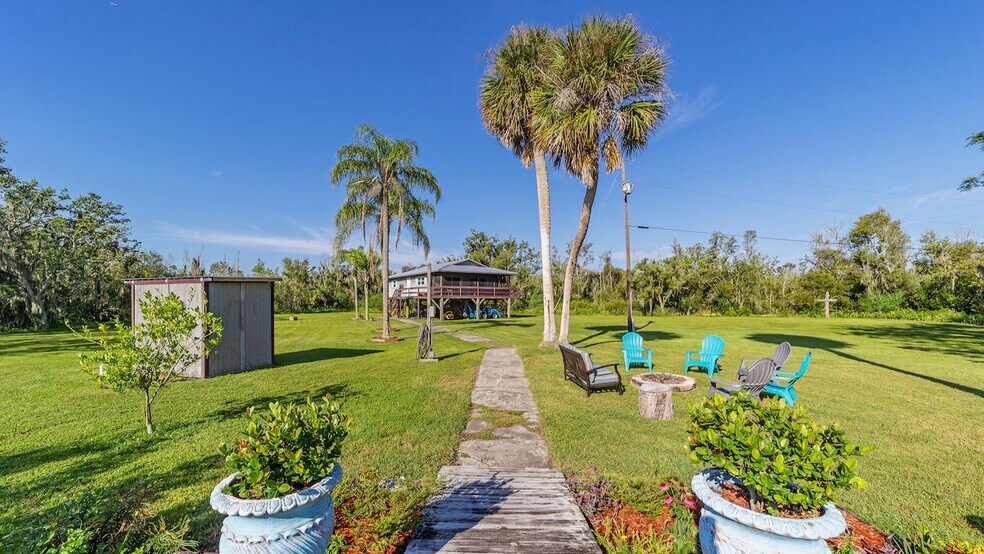 More Photos Of 6001 Bird Island Dr, Lady Lake Lodge Meeting Hall For Sale