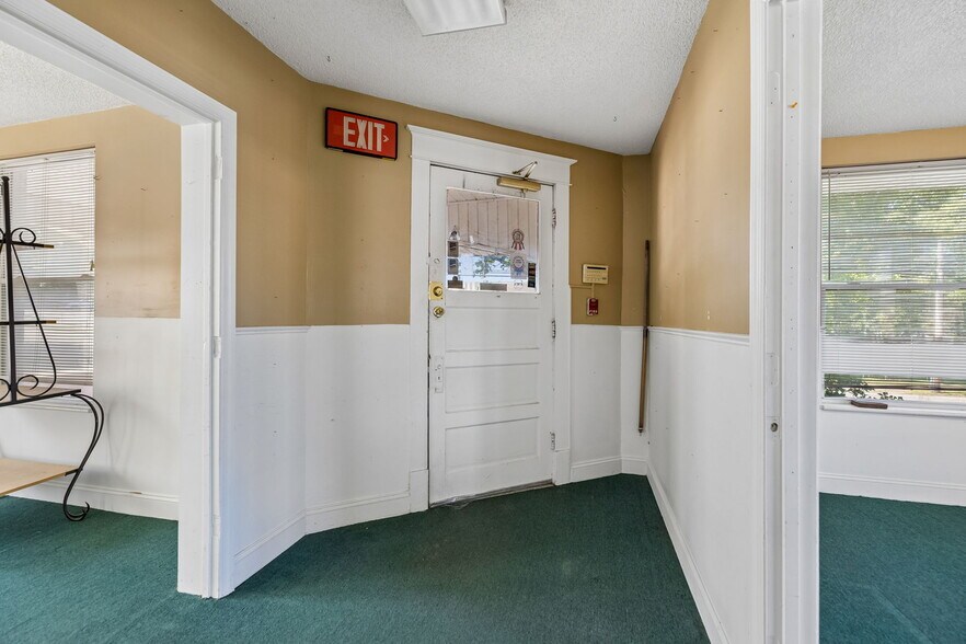 More Photos Of 270 Central Ave, Cleveland Storefront Retail Residential For Sale