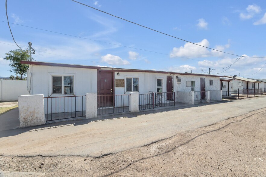 More Photos Of 313 W Jones Ave, Phoenix Apartments For Sale