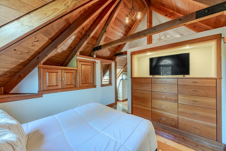 More Photos Of 1820 E 28th Ave, Eugene Multifamily For Sale