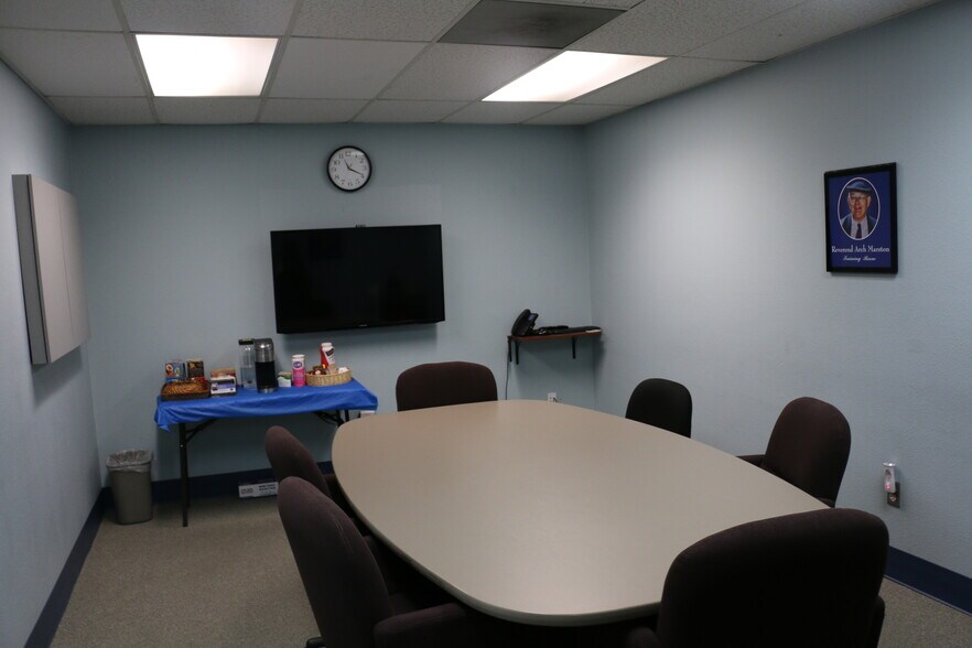 More Photos Of 129 S Grant St, Stockton Warehouse For Sale