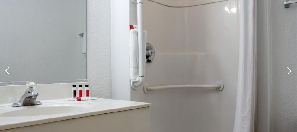 More Photos Of 1551 E Fry Blvd, Sierra Vista Hotel For Sale