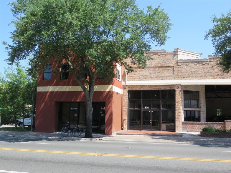 More Photos Of 308 W University Ave, Gainesville Office For Lease