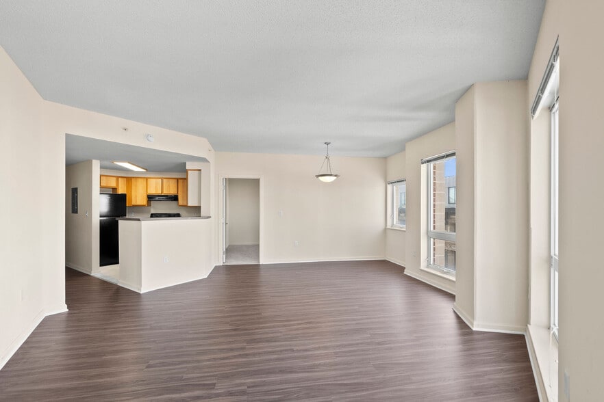 More Photos Of 1-49 N Howard St, Baltimore Unknown For Lease