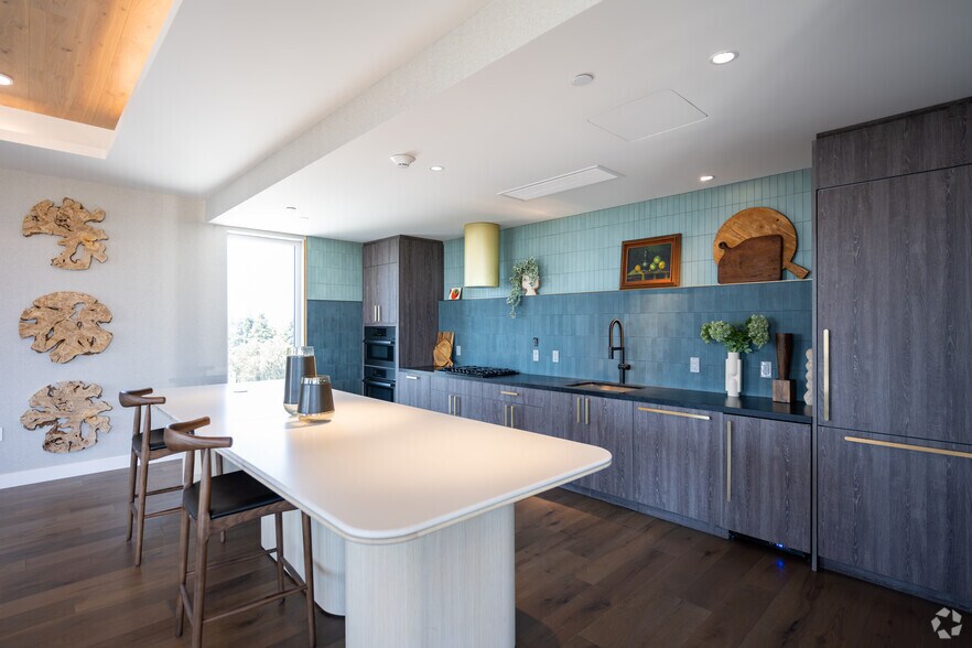 More Photos Of 420 Mendocino Ave, Santa Rosa Apartments For Lease