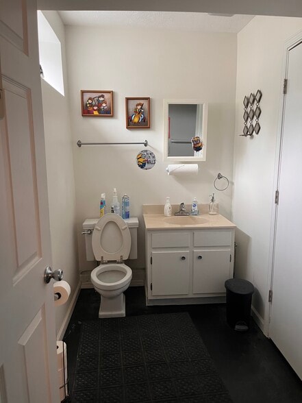 More Photos Of 521 E Marion St, Mishawaka Service For Sale