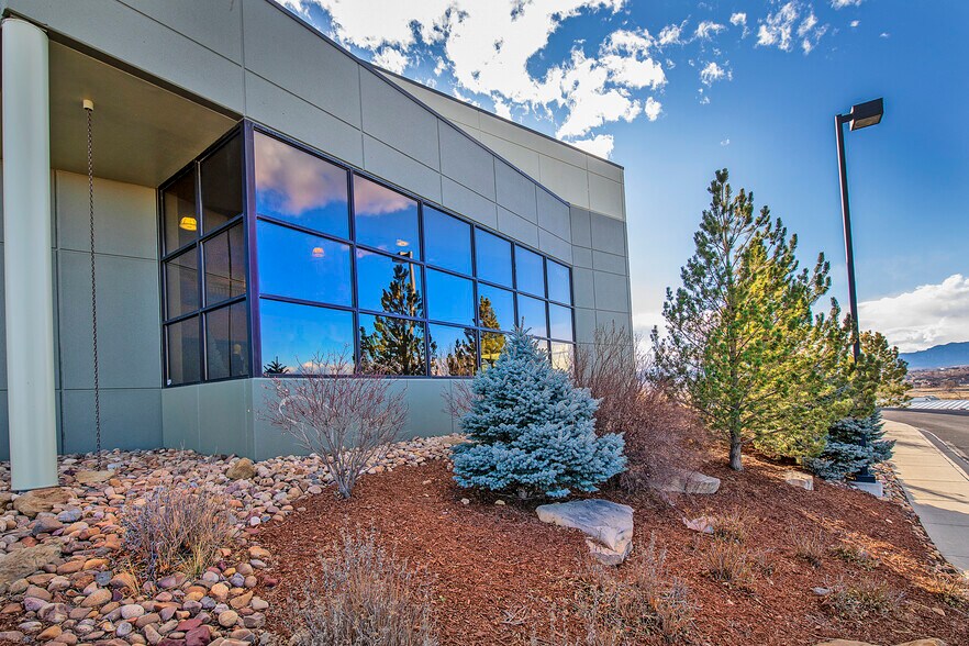 More Photos Of 1460 Overlook Dr, Lafayette Manufacturing For Lease