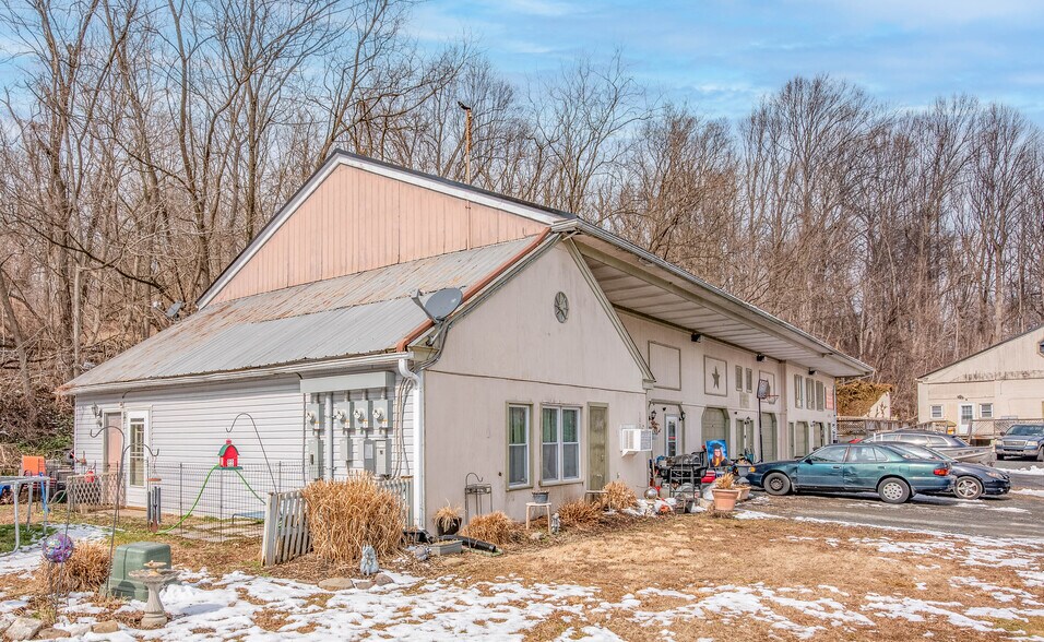 Primary Photo Of 145A Horseshoe Rd, Rising Sun Flex For Sale