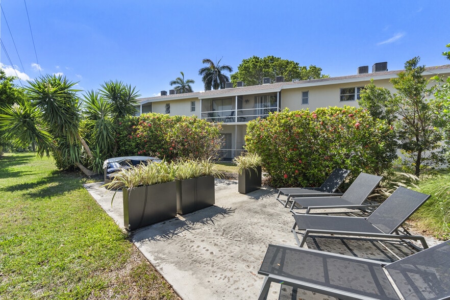 More Photos Of 640 SE 2nd Ave, Boynton Beach Apartments For Sale