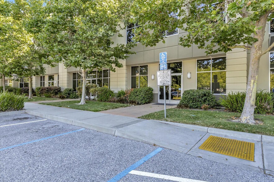 More Photos Of 1298 Kifer Rd, Sunnyvale Medical For Lease