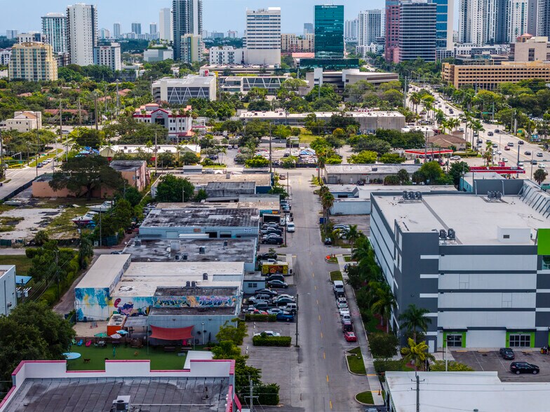 More Photos Of 817 NW 1st St, Fort Lauderdale Light Distribution For Lease