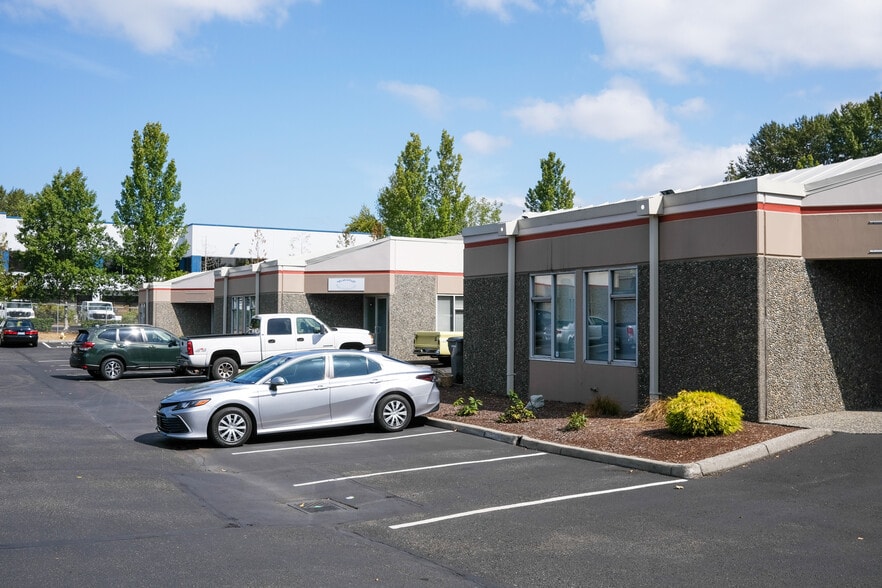 More Photos Of 1020 S 344th St, Federal Way Unknown For Lease