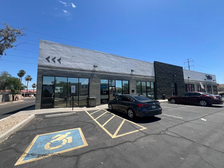 More Photos Of 7430 S 48th St, Phoenix Storefront For Lease