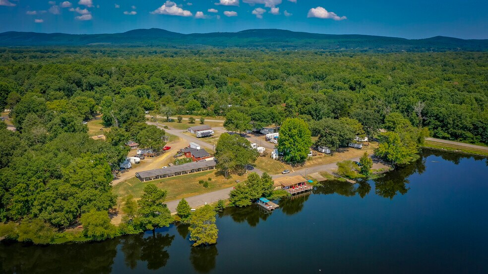 More Photos Of 18 Coffee Creek Lndg, Perryville Hotel For Sale