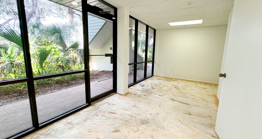 More Photos Of 2477 Stickney Point Rd, Sarasota Medical For Sale