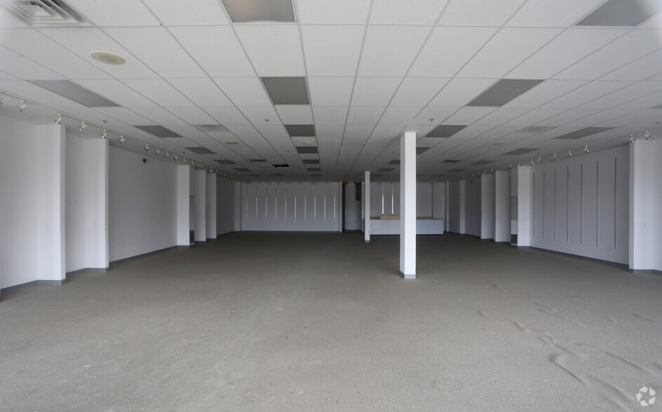 More Photos Of 430 West St, Keene Unknown For Lease