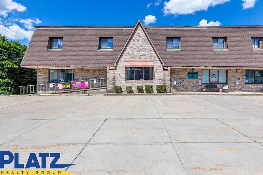 More Photos Of 71 Terrace St, Struthers Storefront Retail Residential For Sale